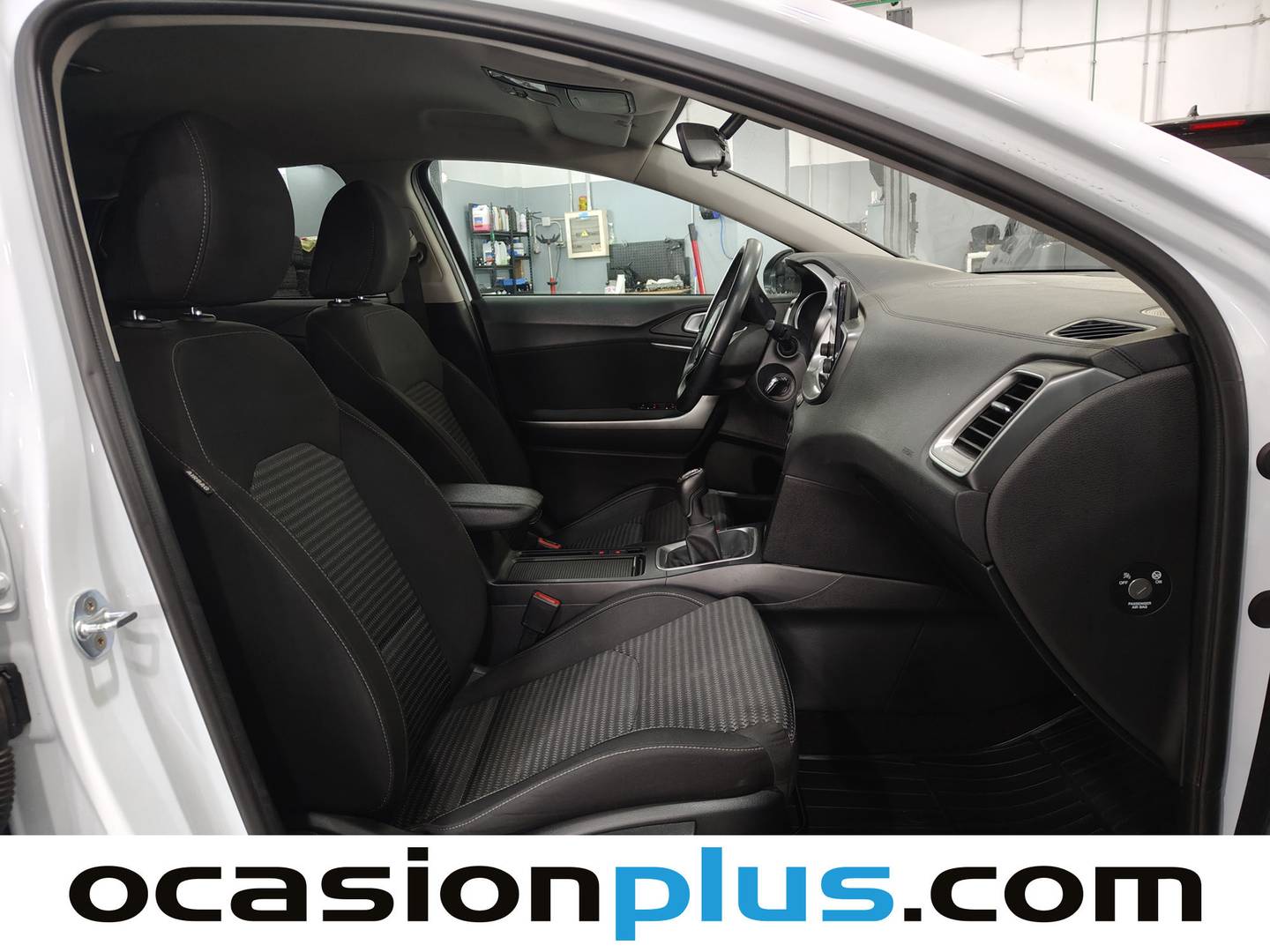 Foto KIA XCeed Kia XCeed 1.0 T-GDi Drive  (120 CV)