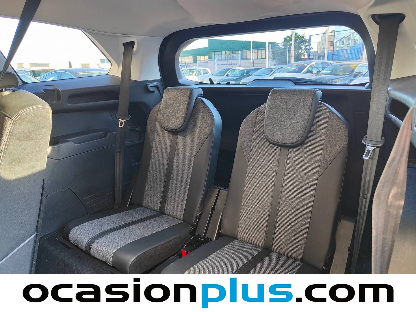 Acabados Peugeot 5008 Peugeot 5008 BlueHDi 130 S&S Allure (130 CV) 7 Plazas