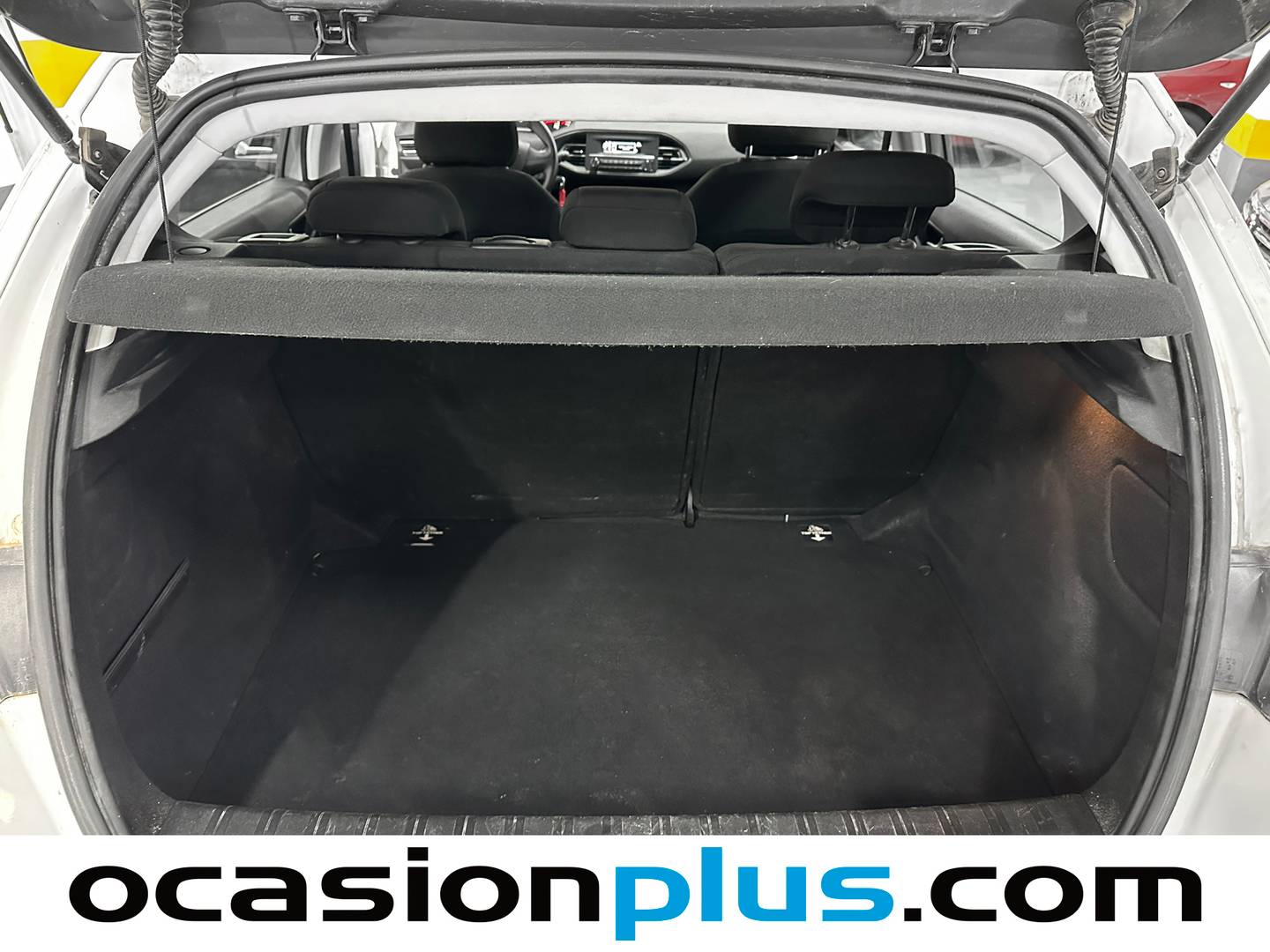 Fotos maletero Peugeot 308 Peugeot 308 1.6 BlueHDI S&S Access (100 CV)