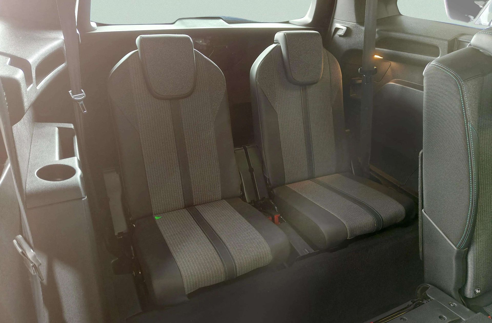 Peugeot 5008 1.2 Allure Pack eDCS6 7 plazas - foto 6