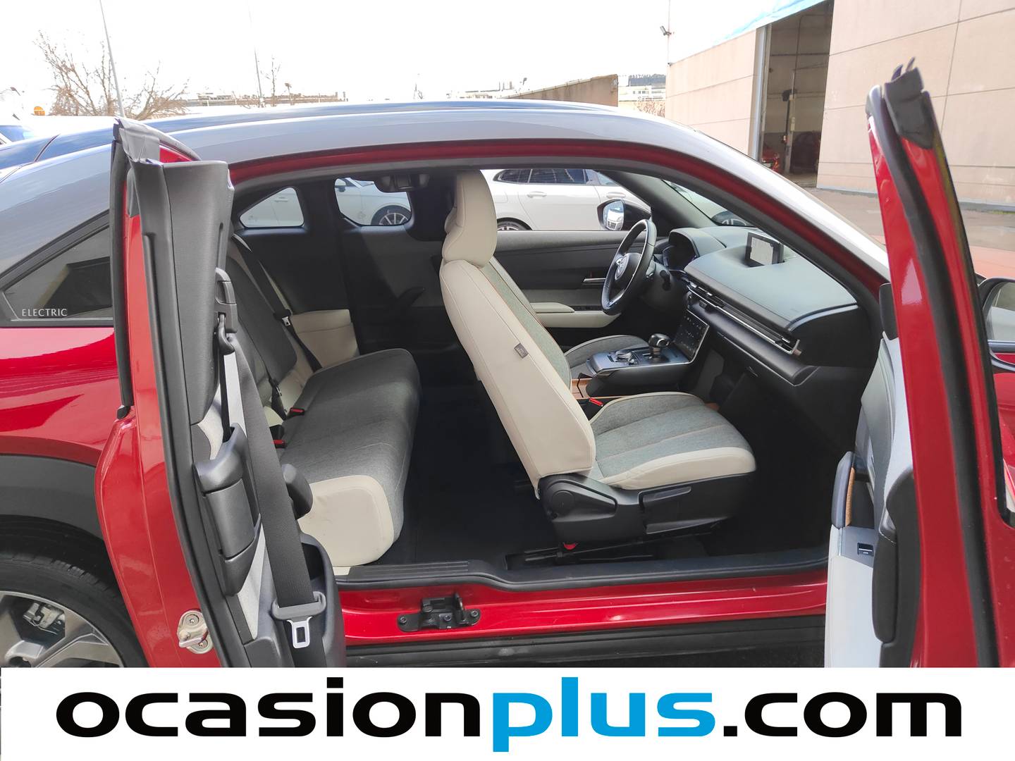 Foto Mazda MX-30 Mazda MX-30 e-Skyactive 1st Ed.Modern (146 CV)