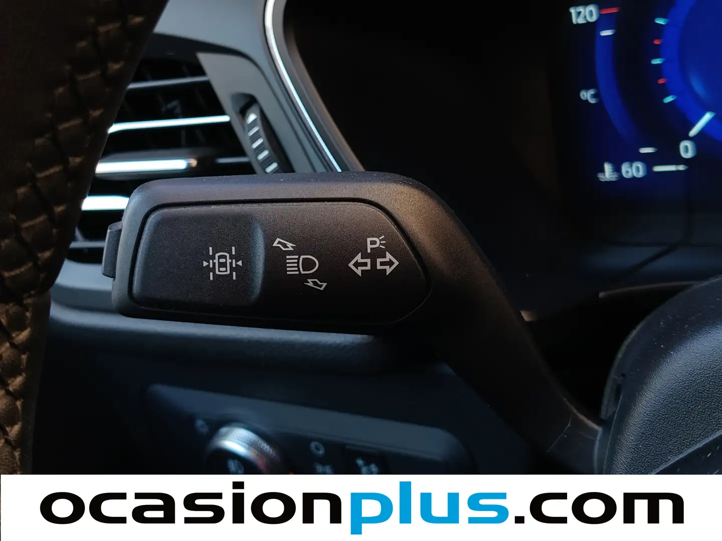 Foto Ford Kuga Ford Kuga 1.5 EcoBlue Titanium Auto (120 CV)