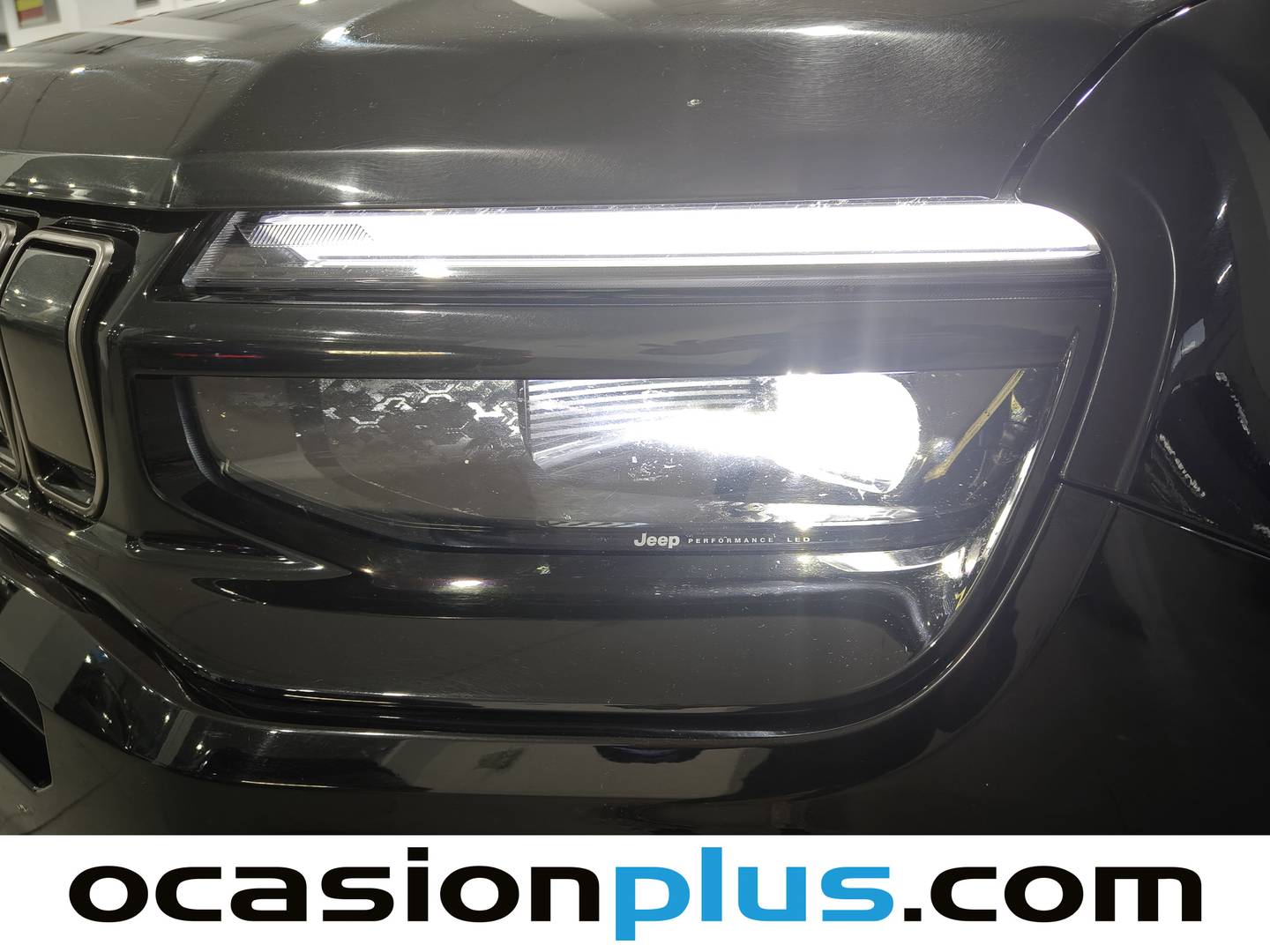 Foto Jeep Avenger Jeep Avenger 1.2 G Summit (100 CV)