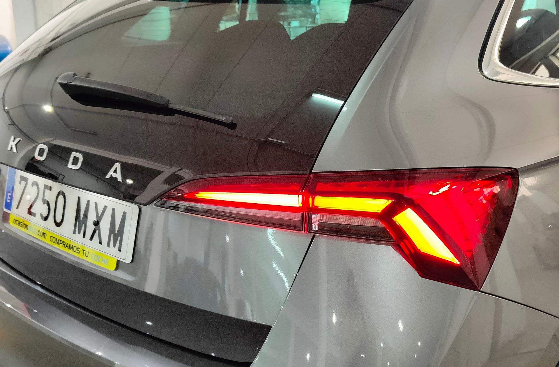 Škoda Scala 1.0 TSI Selection DSG - foto 17