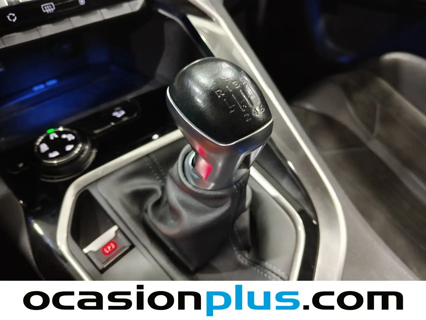 Foto Peugeot 3008 Peugeot 3008 BlueHDi 130 S&S Crossway (130 CV)