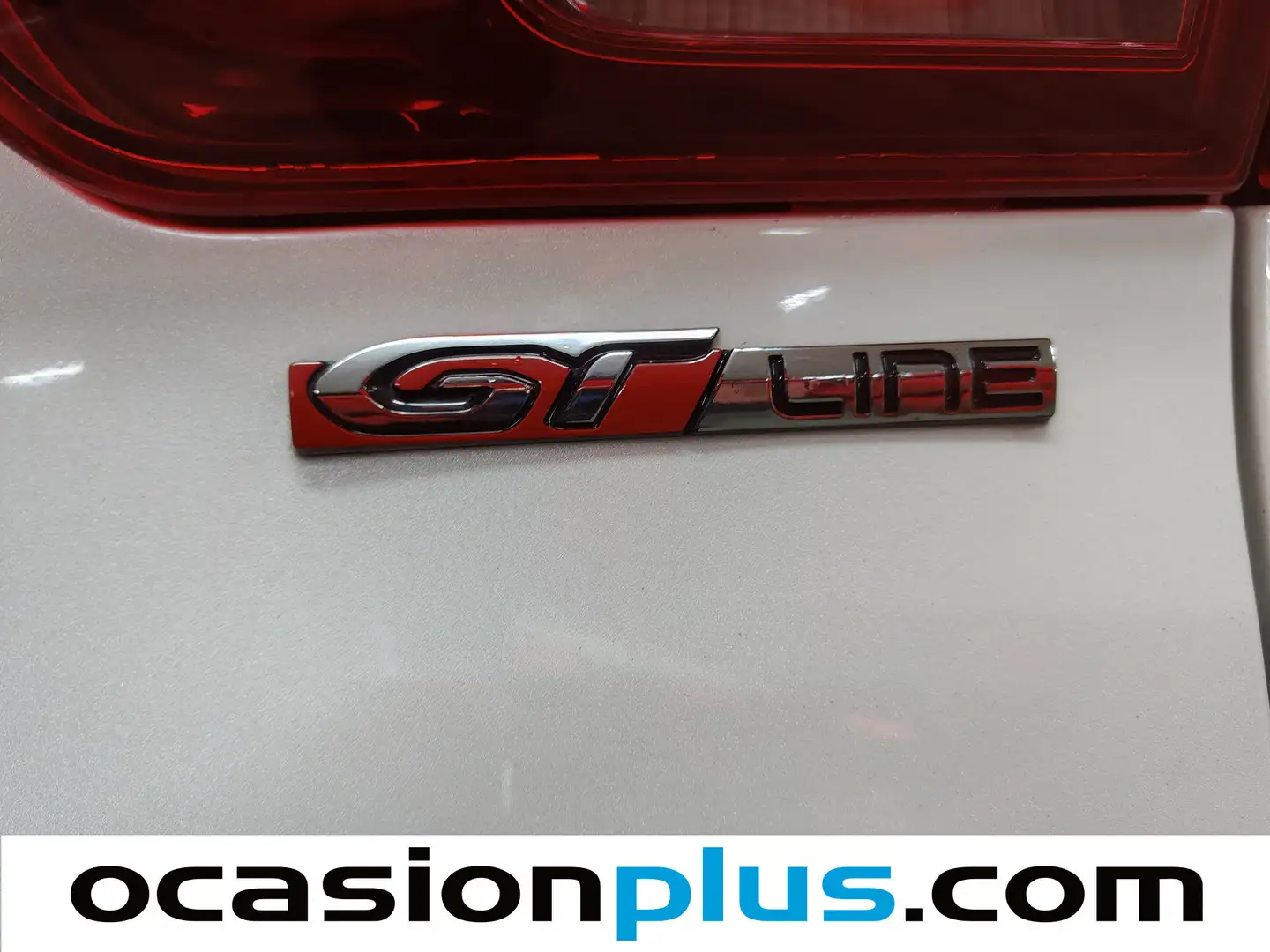 Foto Peugeot 2008 Peugeot 2008 BlueHDi 120 S&S GT Line (120 CV)