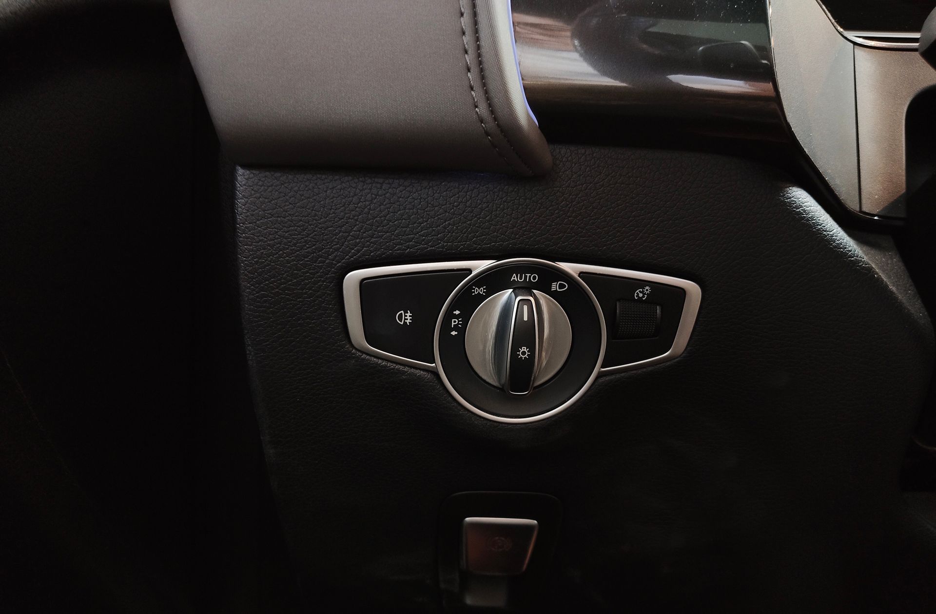 Mercedes-Benz EQC SUV 400 4Matic - foto 15