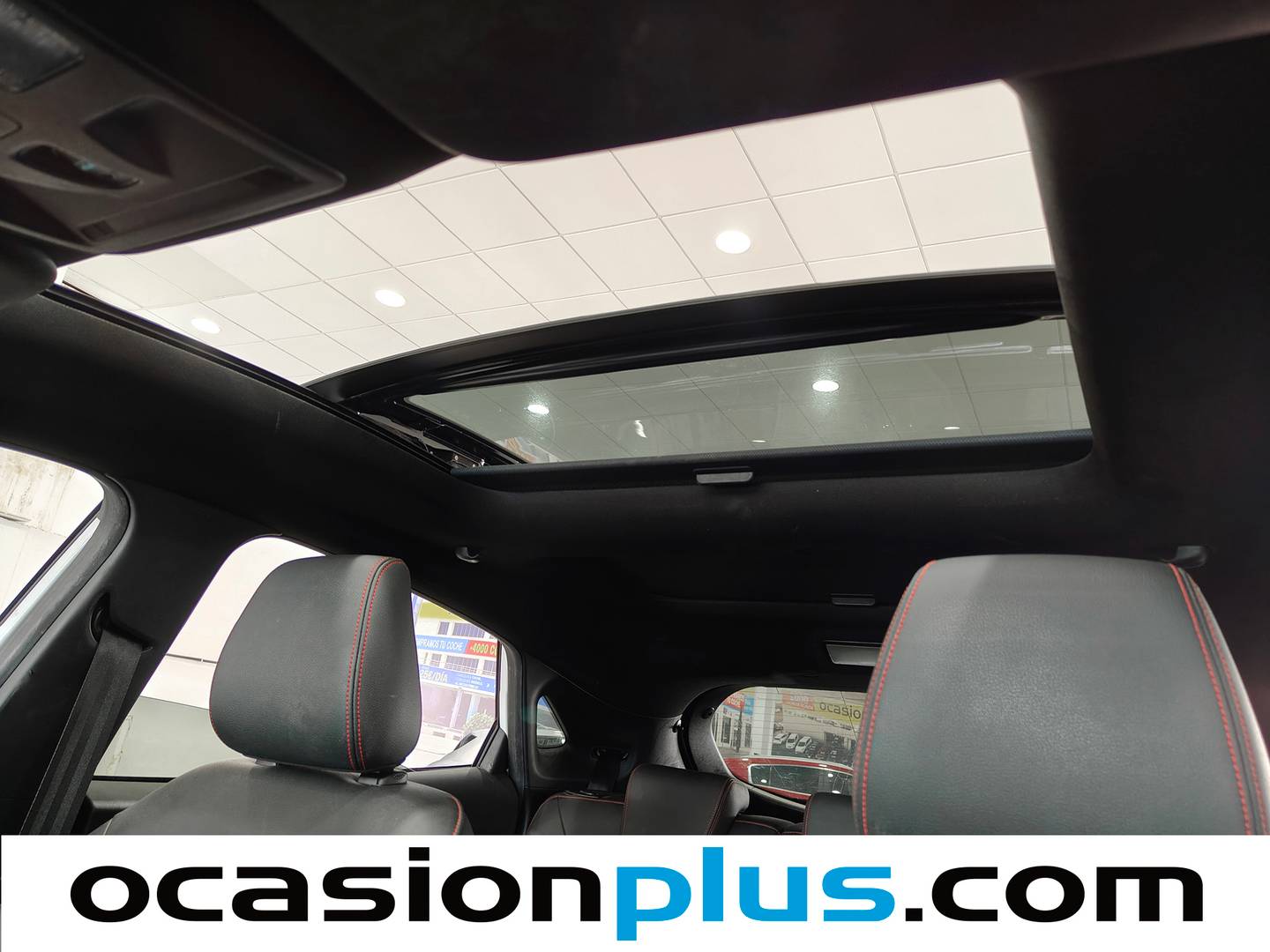 Extras y acabados del Ford Puma Ford Puma 1.0 EcoBoost MHEV ST-Line X (155 CV)