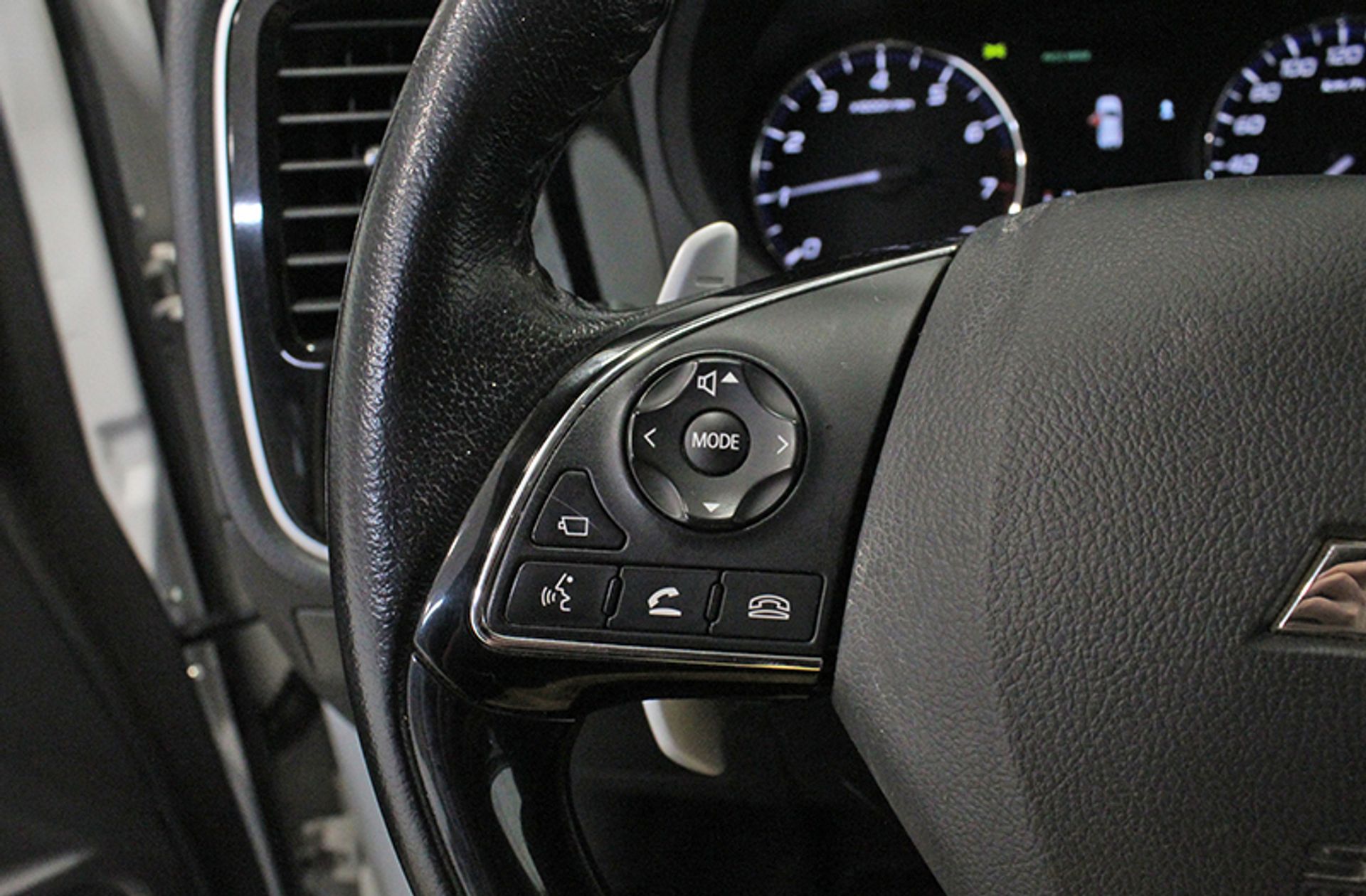 Mitsubishi Outlander 200 MPI Motion CVT 2WD - foto 25