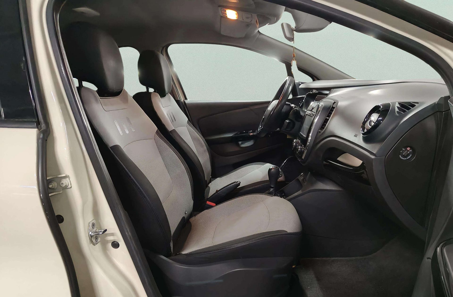 Renault Captur Zen Energy dCi EDC - foto 17
