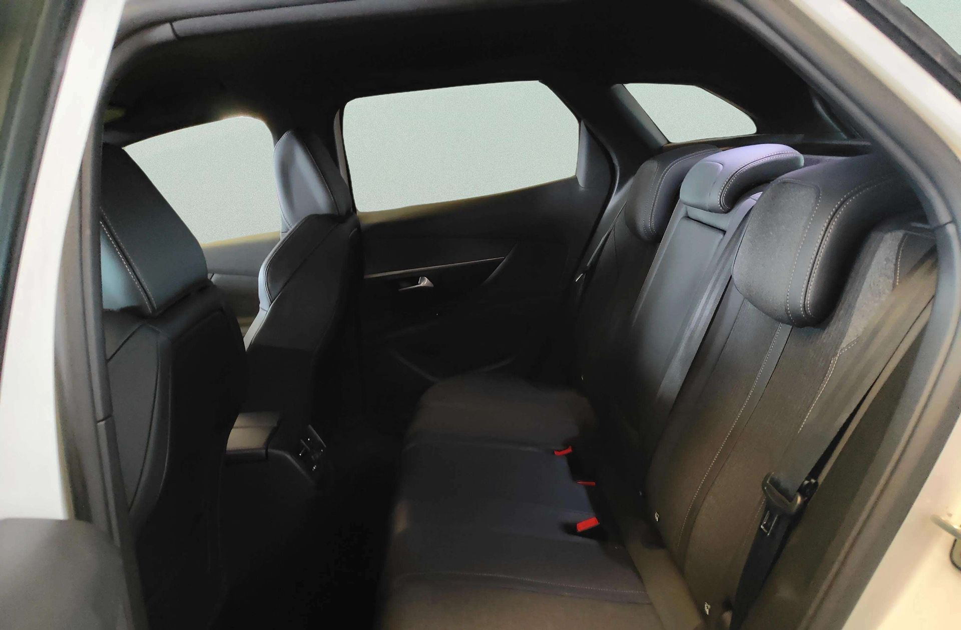 Peugeot 3008 BlueHDi 130 GT Line - foto 14