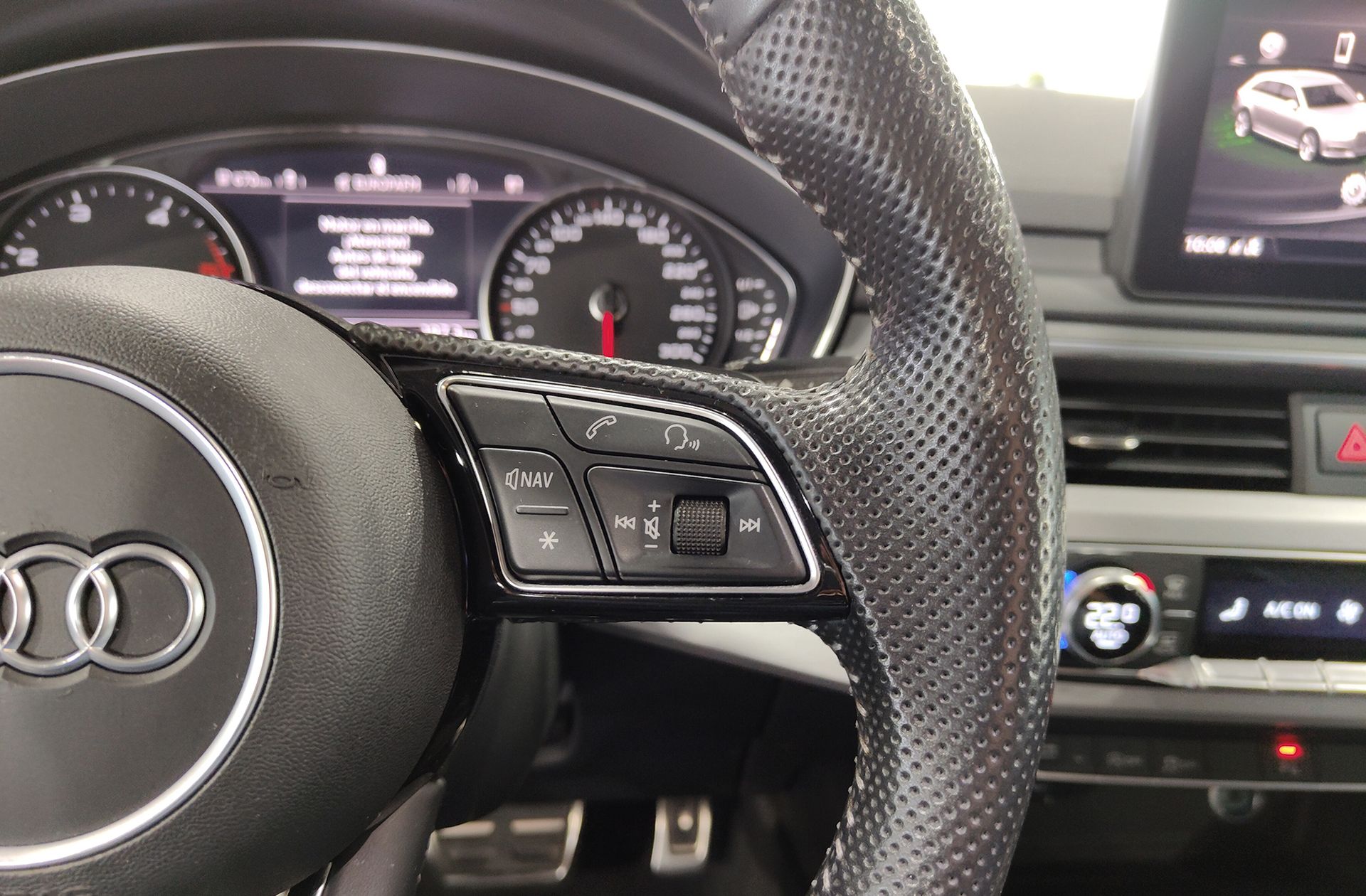 Audi A4 Avant S line 35 TDI S tronic - foto 33