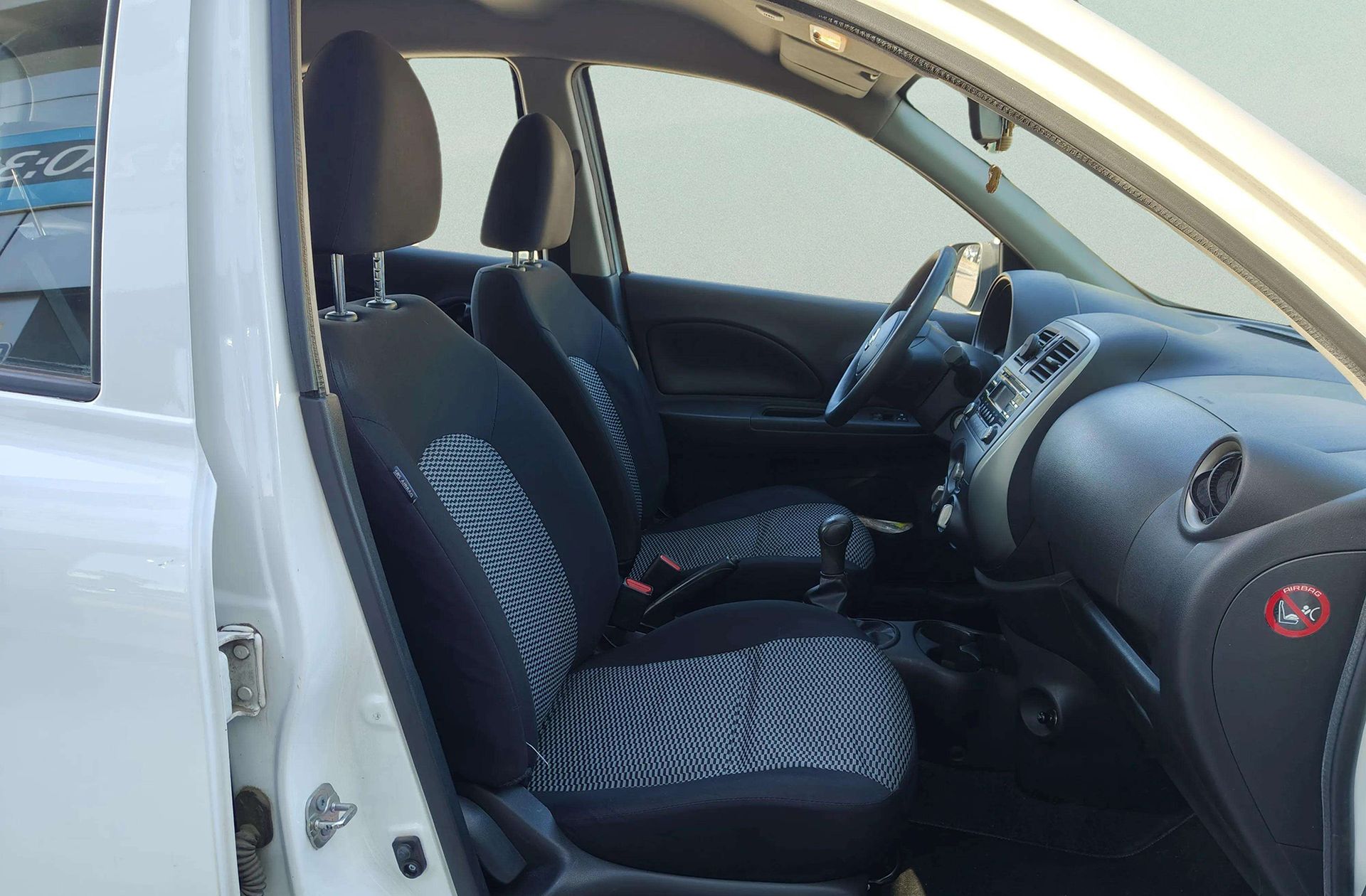 Nissan Micra 1.2G Naru Edition - foto 14