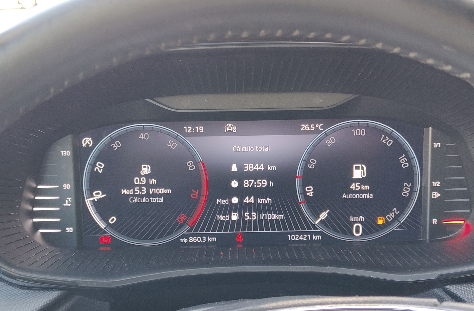 Škoda Fabia 1.0 TSI Ambition - foto 21