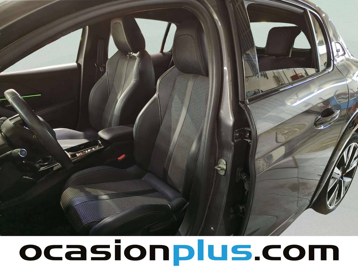 Foto Peugeot 208 Peugeot 208 BlueHDi 100 GT (100 CV)