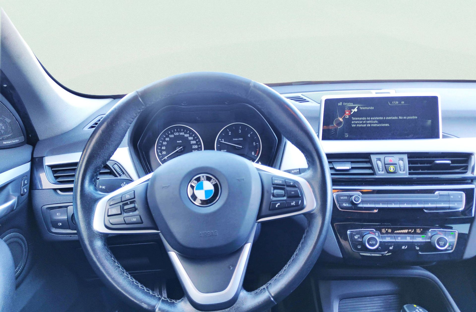 BMW X1 sDrive18d - foto 29