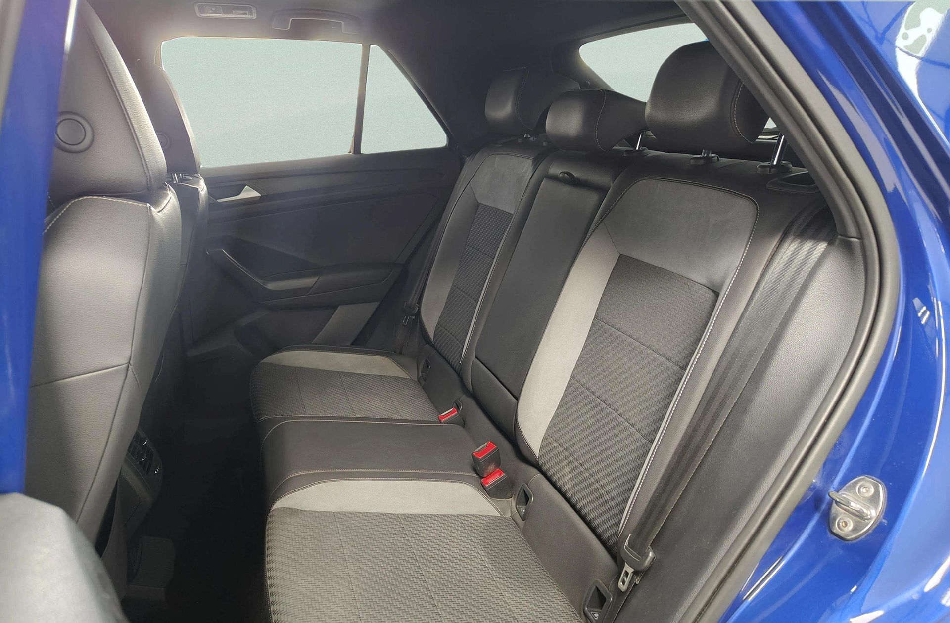 Volkswagen T-Roc R 2.0 TSI 4Motion DSG - foto 14