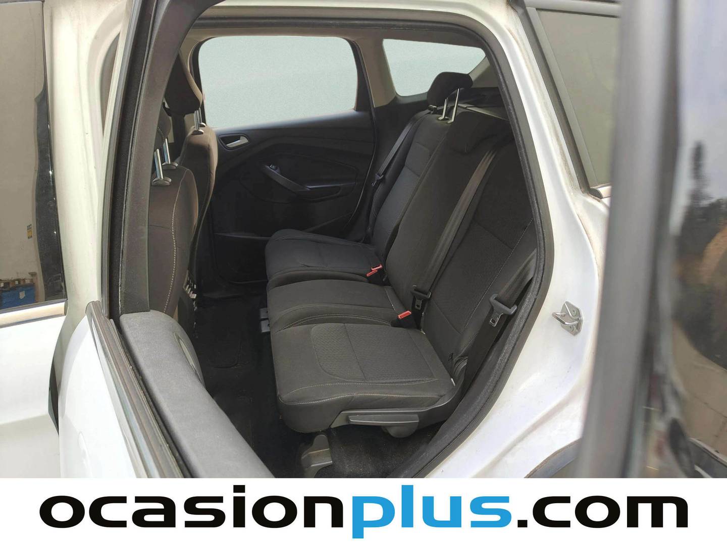 Foto asientos traseros Ford Kuga Ford Kuga 1.5 EcoBoost S&S Trend+ 4x2 (150 CV)