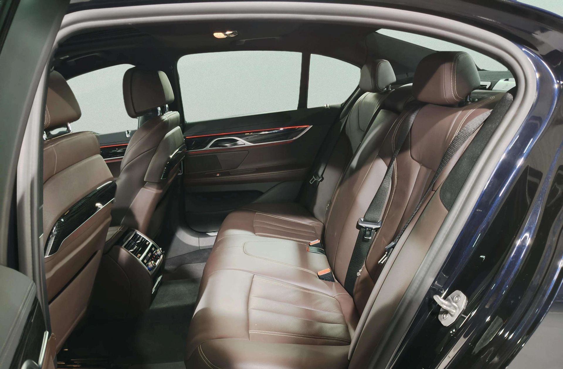 BMW Serie 7 730d xDrive Pack M - foto 17