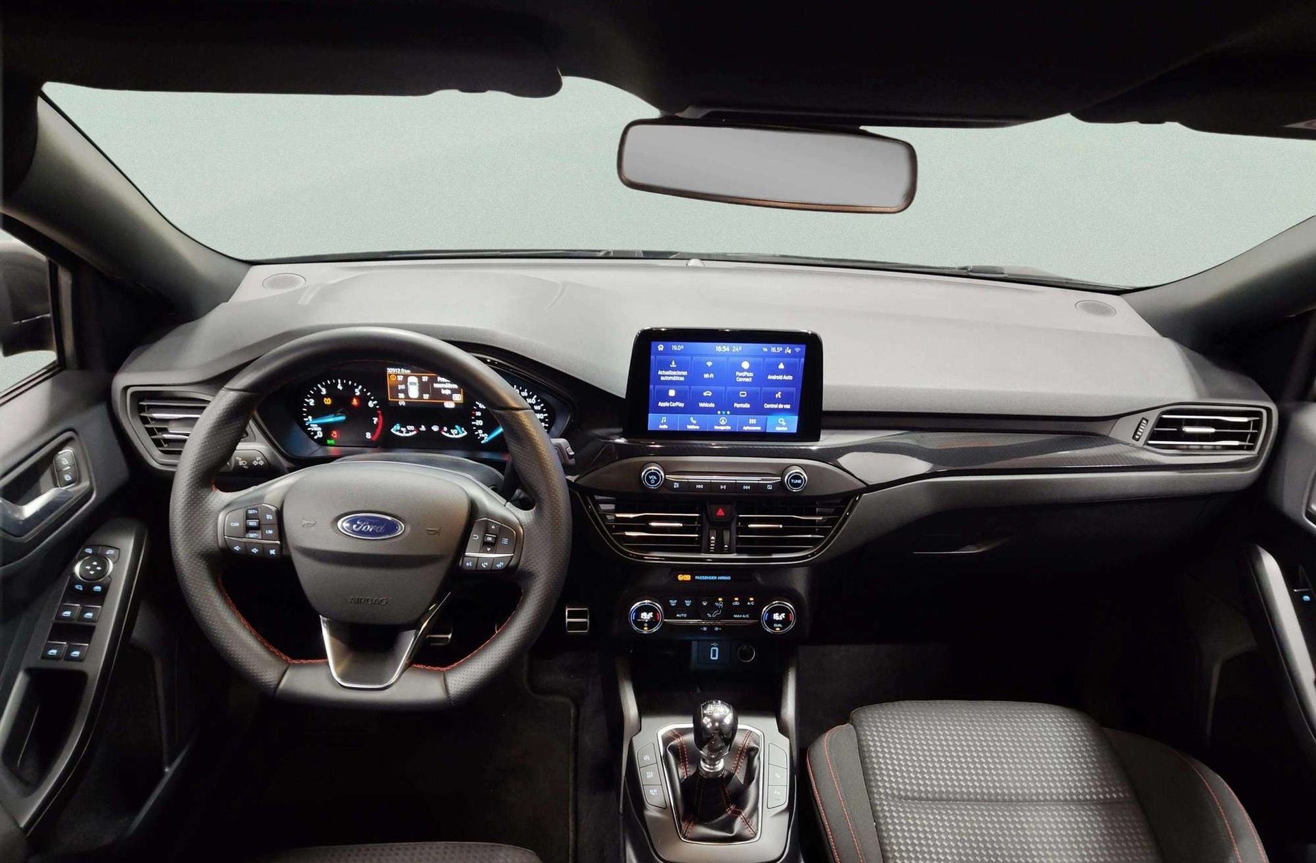 Ford Focus 1.0 EcoBoost MHEV ST-Line - foto 6