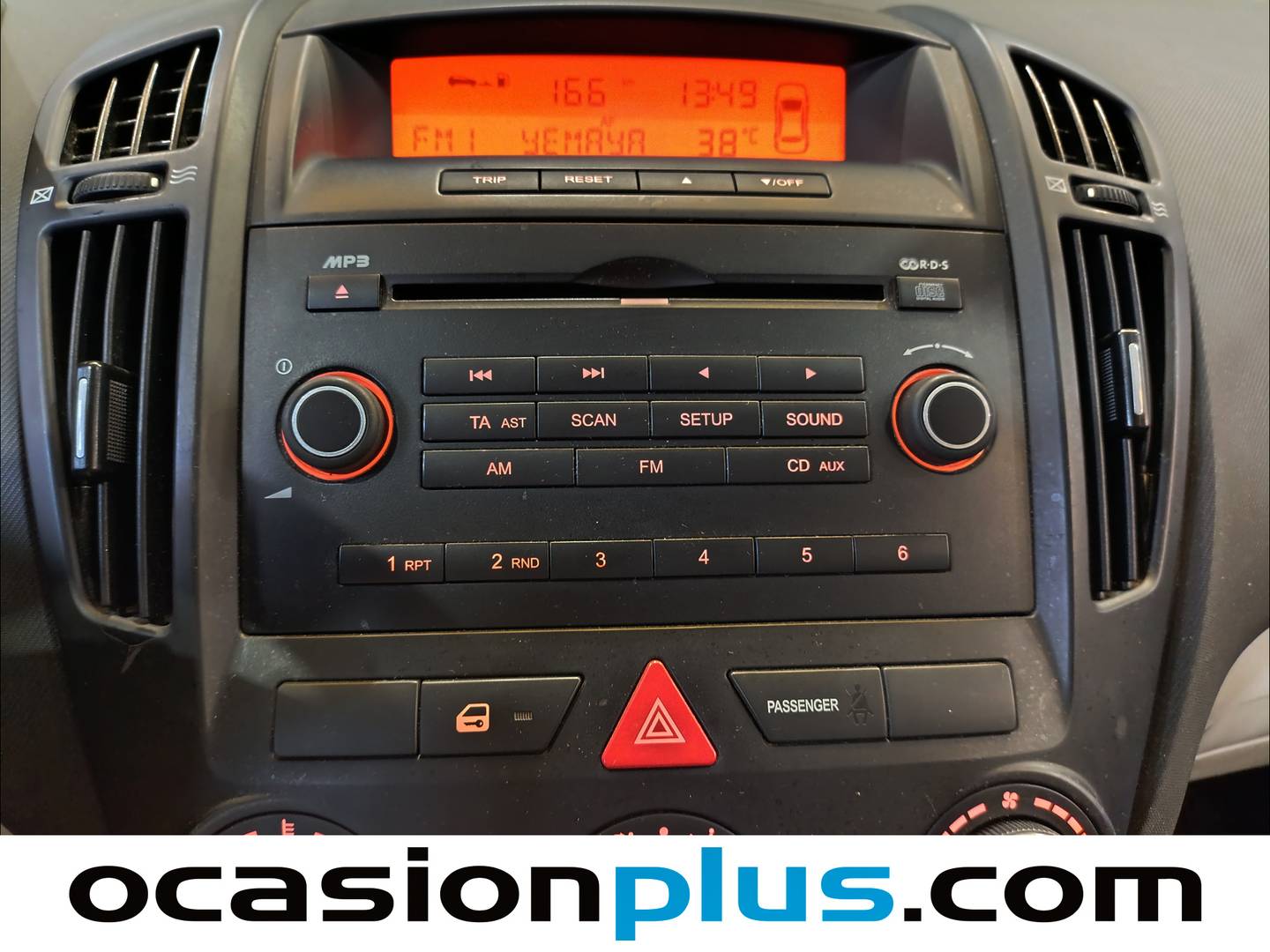 Accesorios del KIA Ceed KIA Ceed 1.4 CVVT Concept (109 CV)