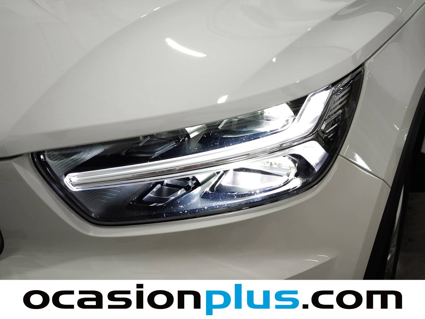 Acabados Volvo XC40 Volvo XC40 T3 (156 CV)