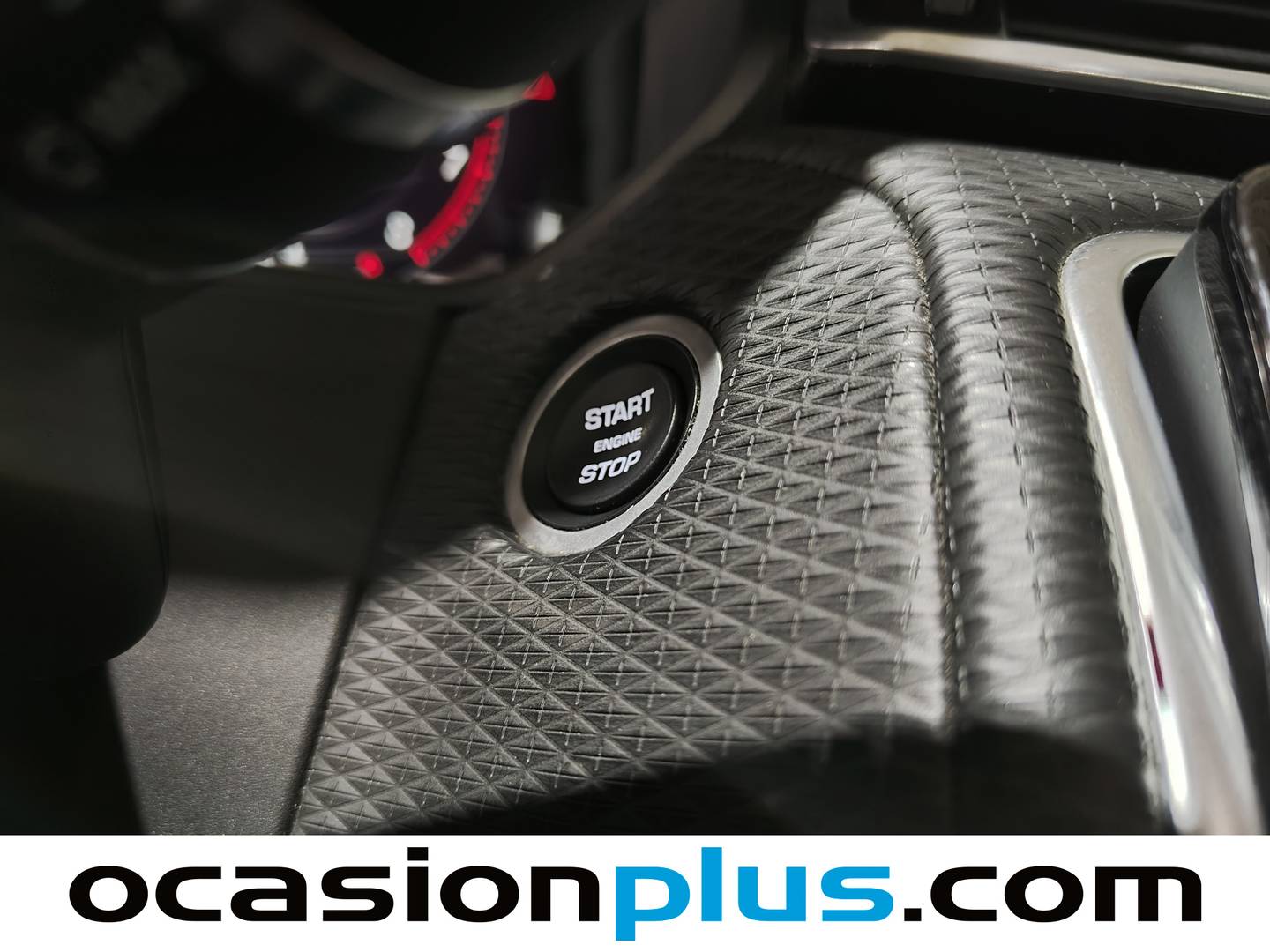 Foto Land Rover Range Rover Velar Land Rover Range Rover Velar P250 R-Dynamic 4WD Auto (250 CV)