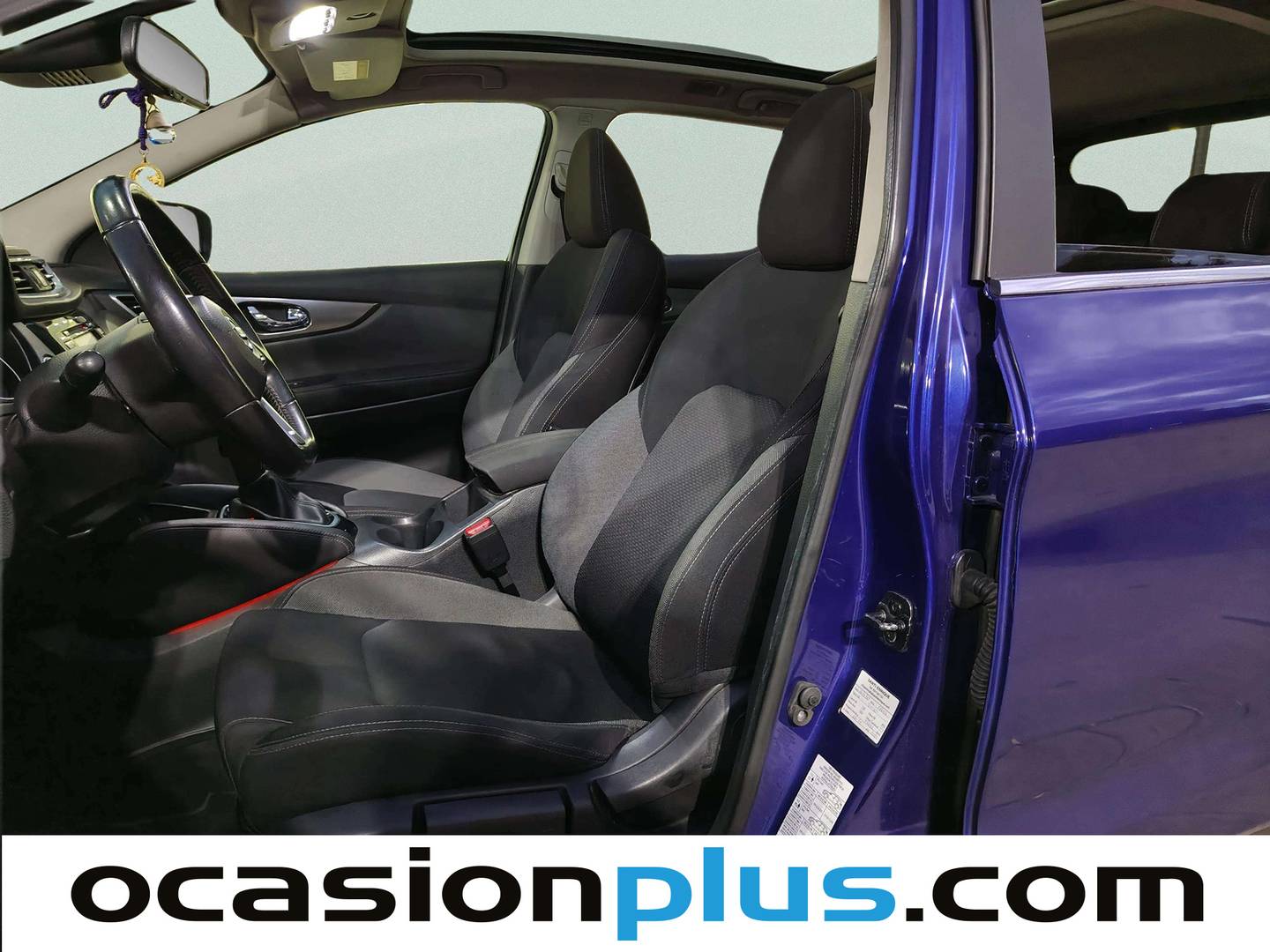 Foto asientos delanteros Nissan QASHQAI Nissan Qashqai 1.6 dCi N-Connecta 4x2 XTronic (130 CV)