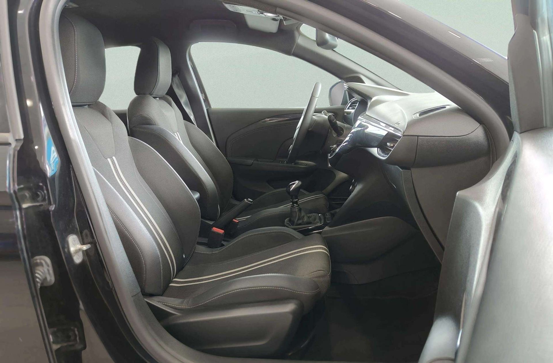 Opel Corsa 1.2 T XHL GS - foto 24
