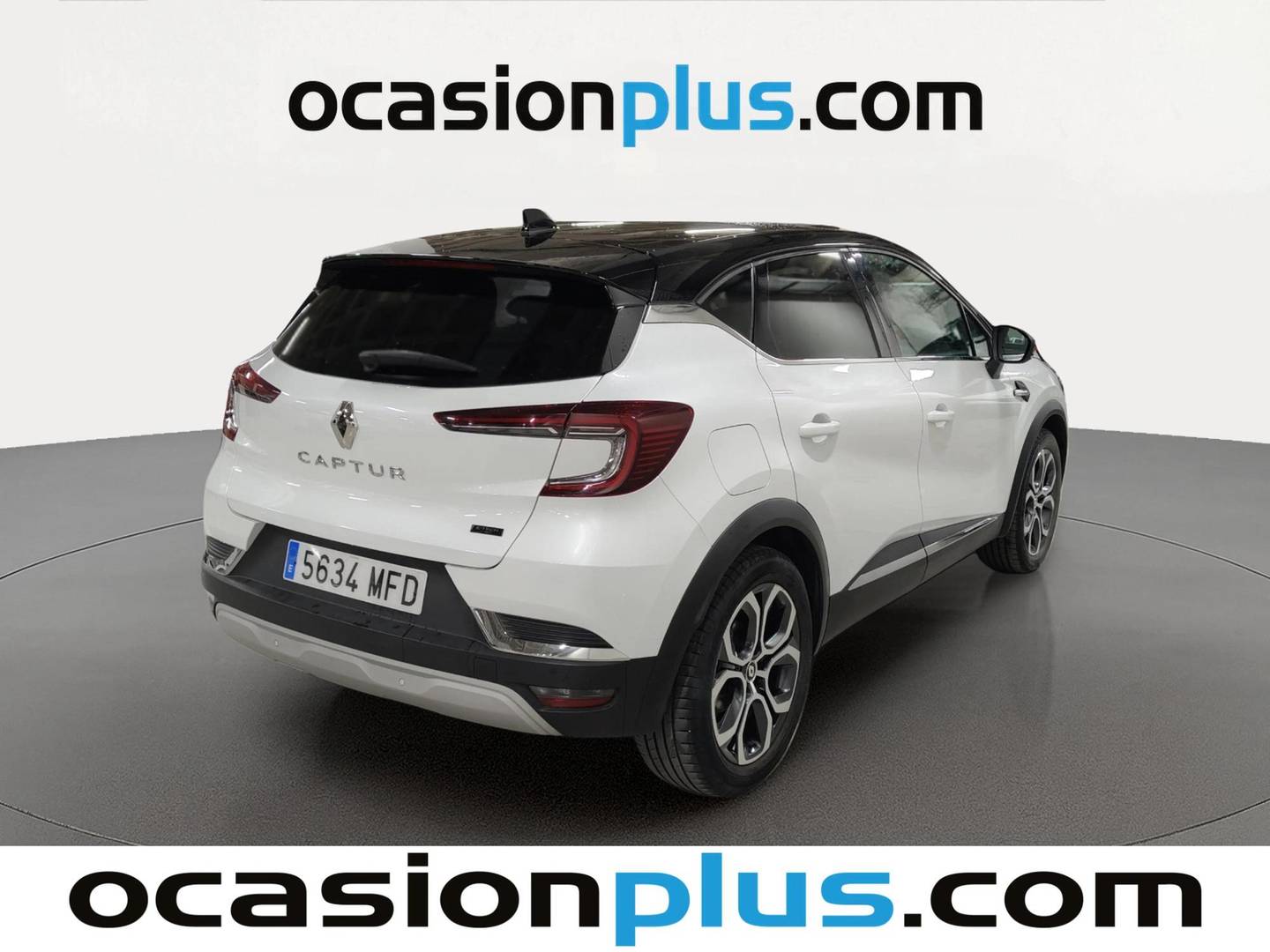 Foto trasera Renault Captur Renault Captur Techno E-Tech Híbrido (145 CV) derecha