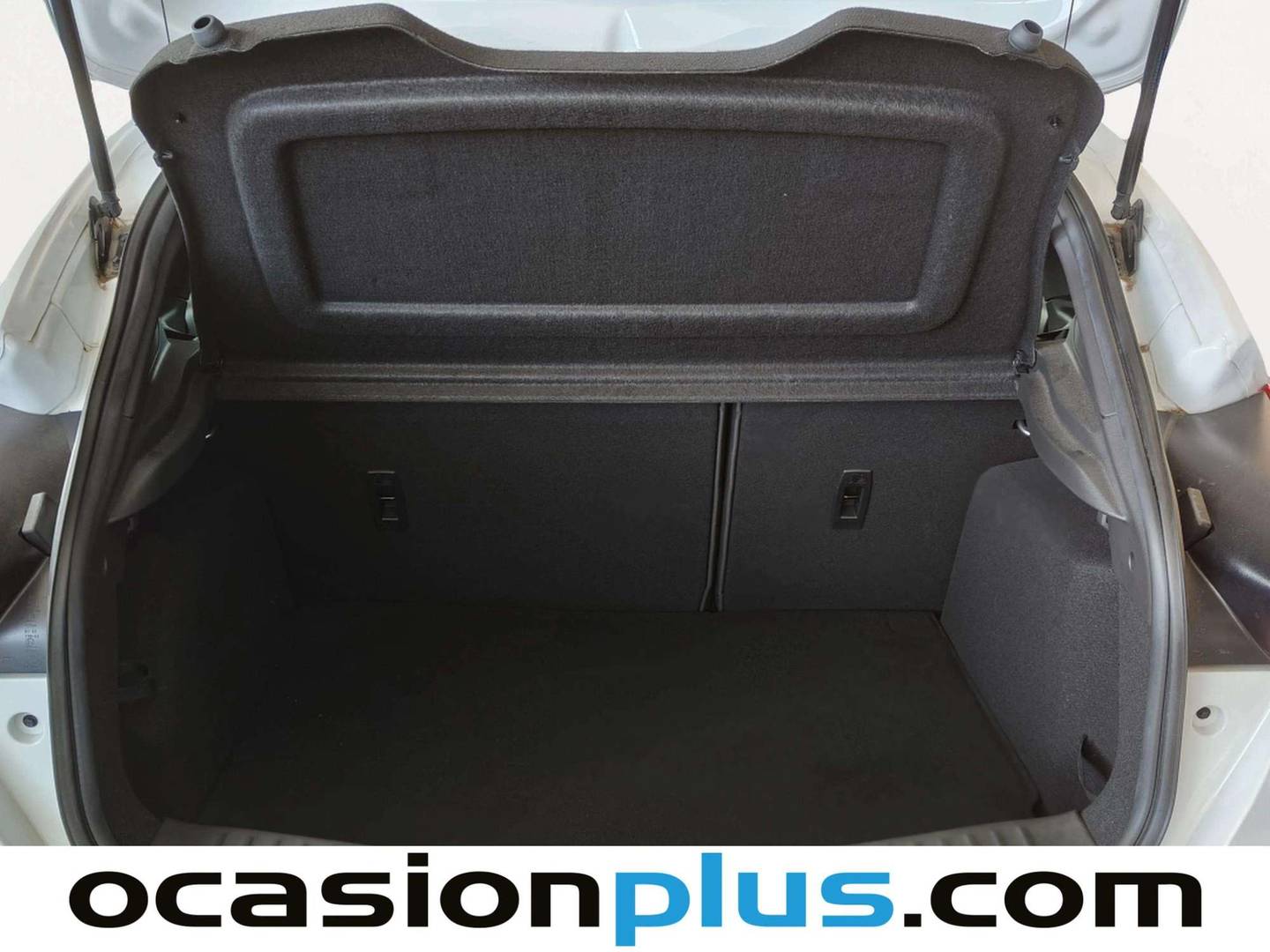 Fotos maletero Ford Focus Ford Focus 1.5 Ecoboost ST-Line Auto (182 CV)