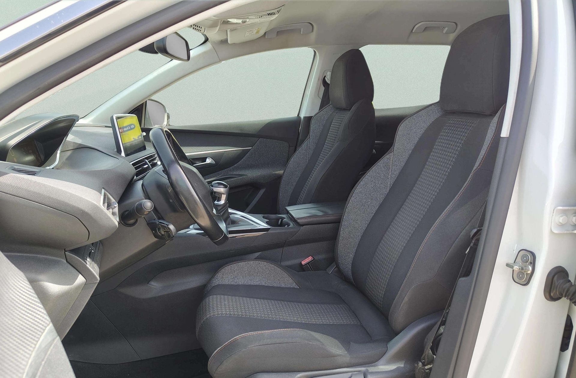 Peugeot 3008 PureTech 130 Active - foto 11
