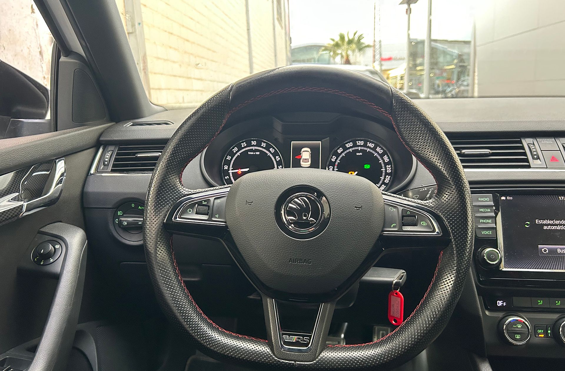 Škoda Octavia 2.0 TDI RS DSG - foto 18