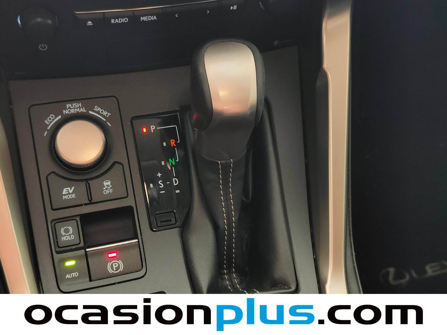 Lexus NX Lexus NX 300h Corporate 2WD (197 CV) de segunda mano