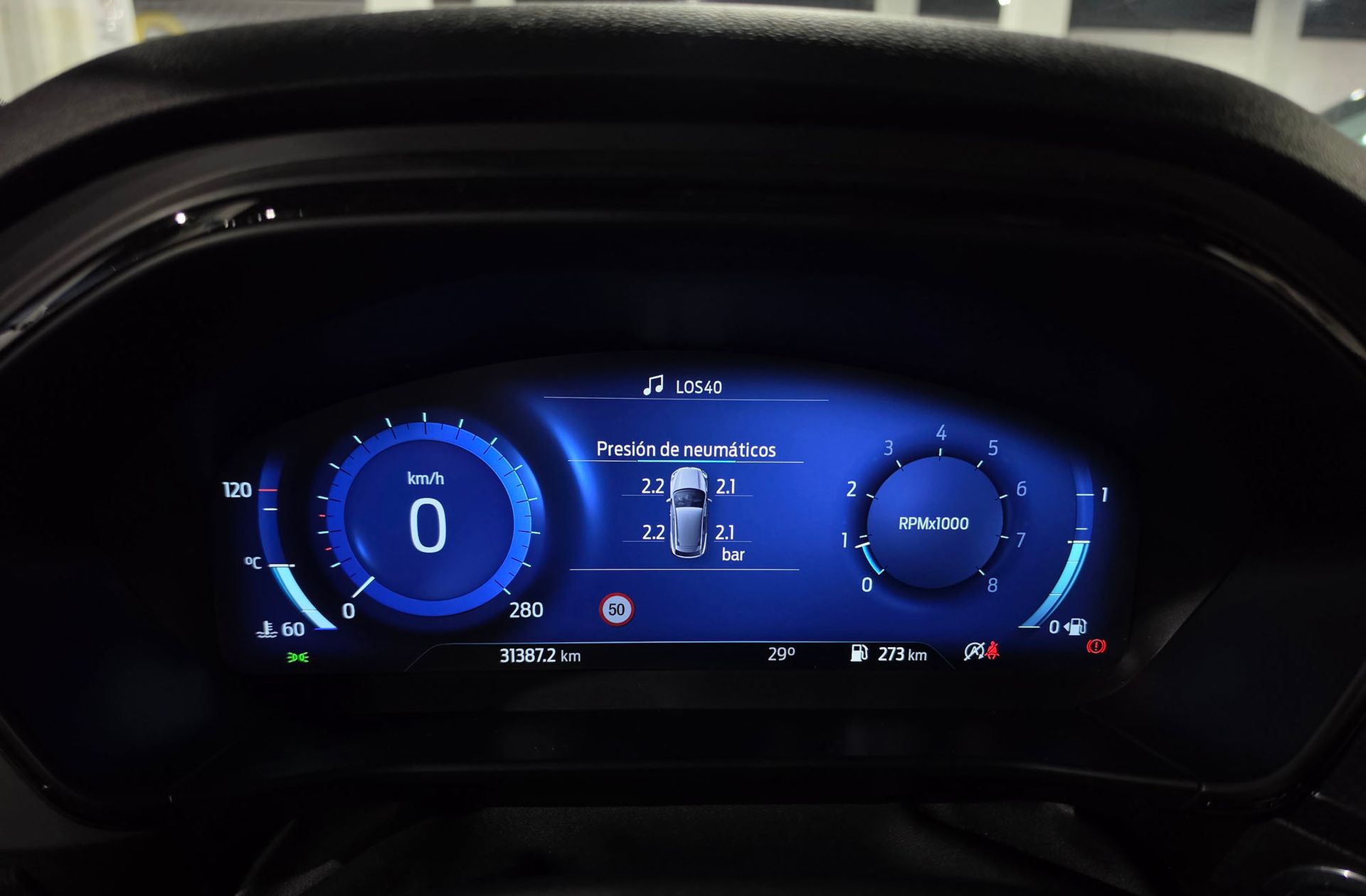 Ford Focus 2.3 EcoBoost ST - foto 29