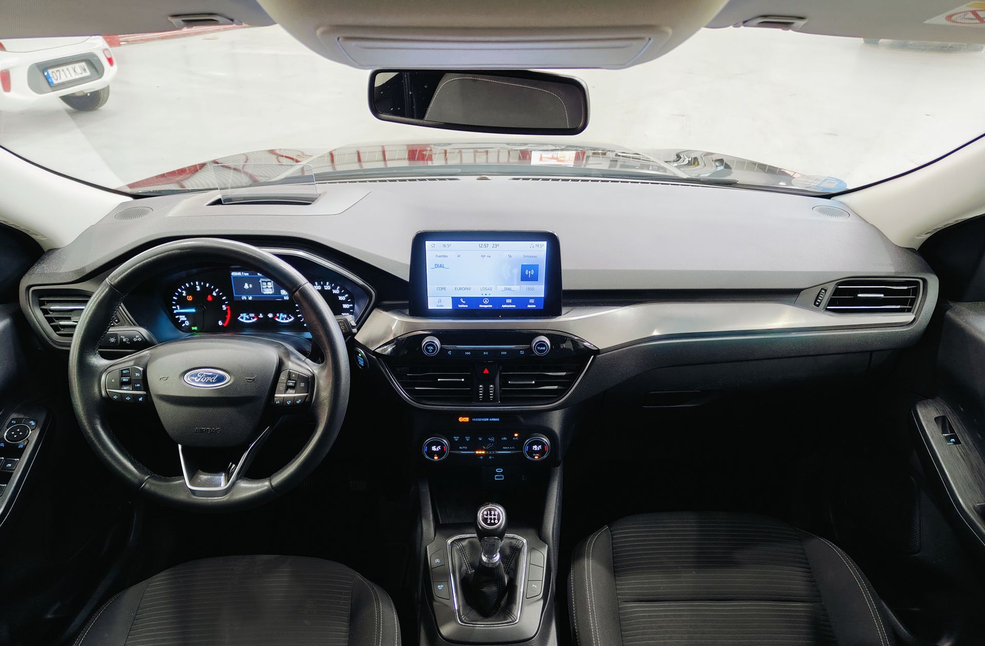 Ford Kuga 2.0 EcoBlue MHEV Titanium - foto 6