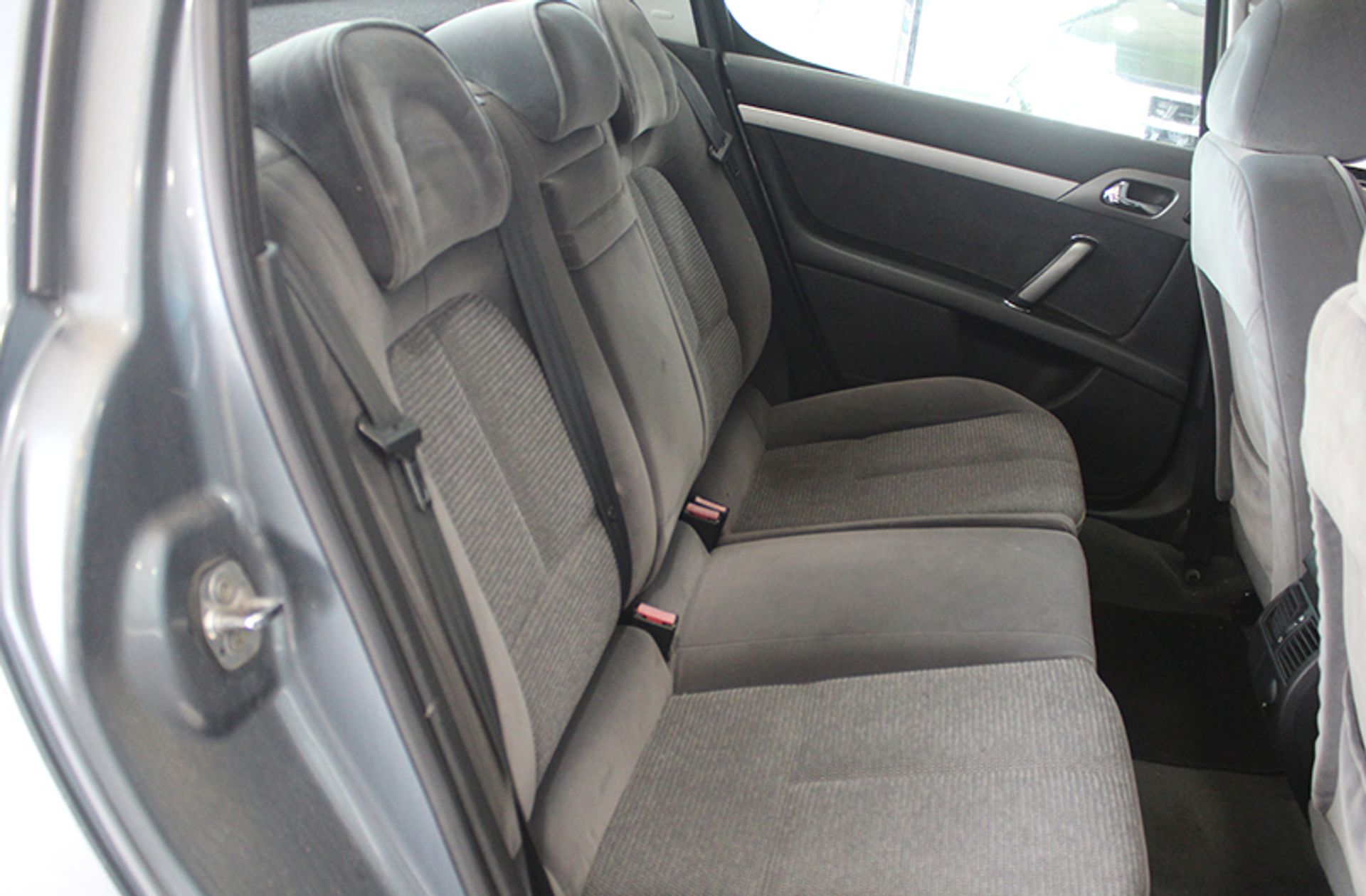 Peugeot 407 1.6 HDi ST Confort - foto 19