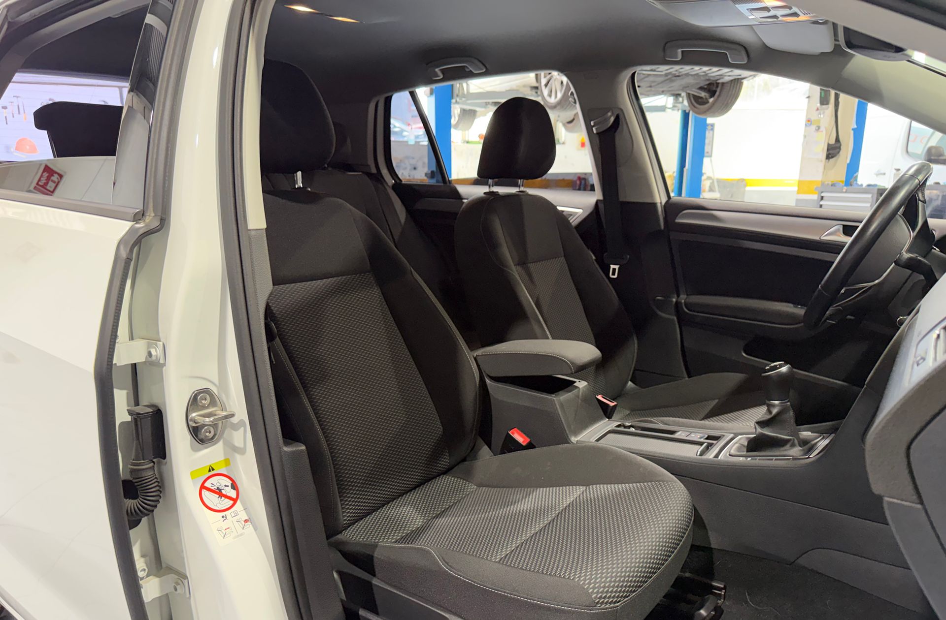 Volkswagen Golf Ready2Go 1.0 TSI - foto 15