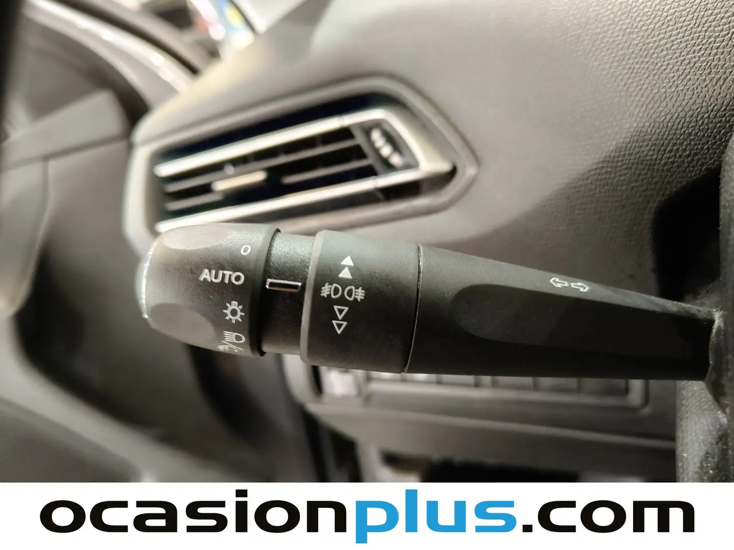 Foto Peugeot 308 Peugeot 308 SW SW BlueHDI 120 Style (120 CV)