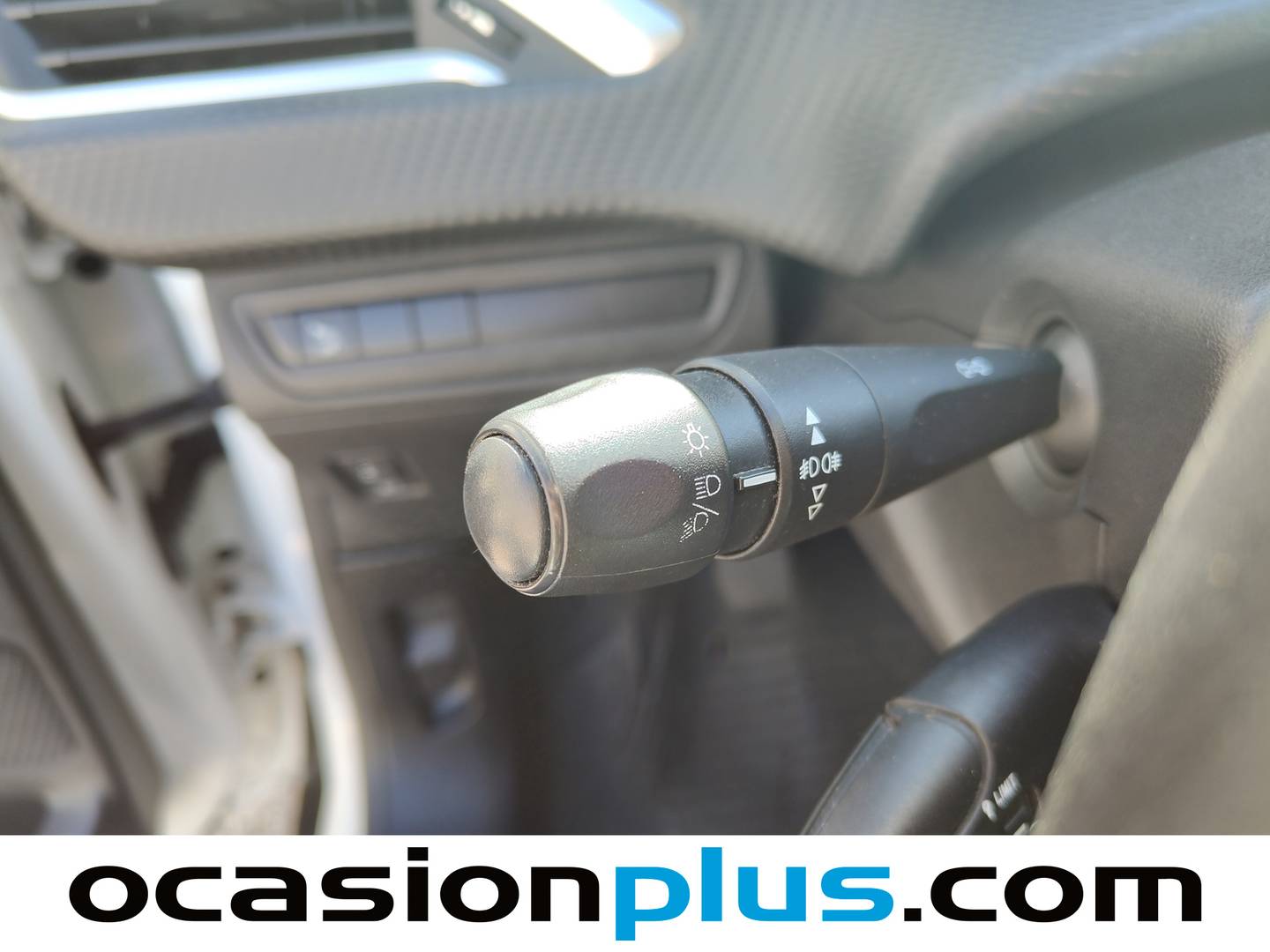 Peugeot 2008 Peugeot 2008 BlueHDi 100 Style (100 CV) de segunda mano