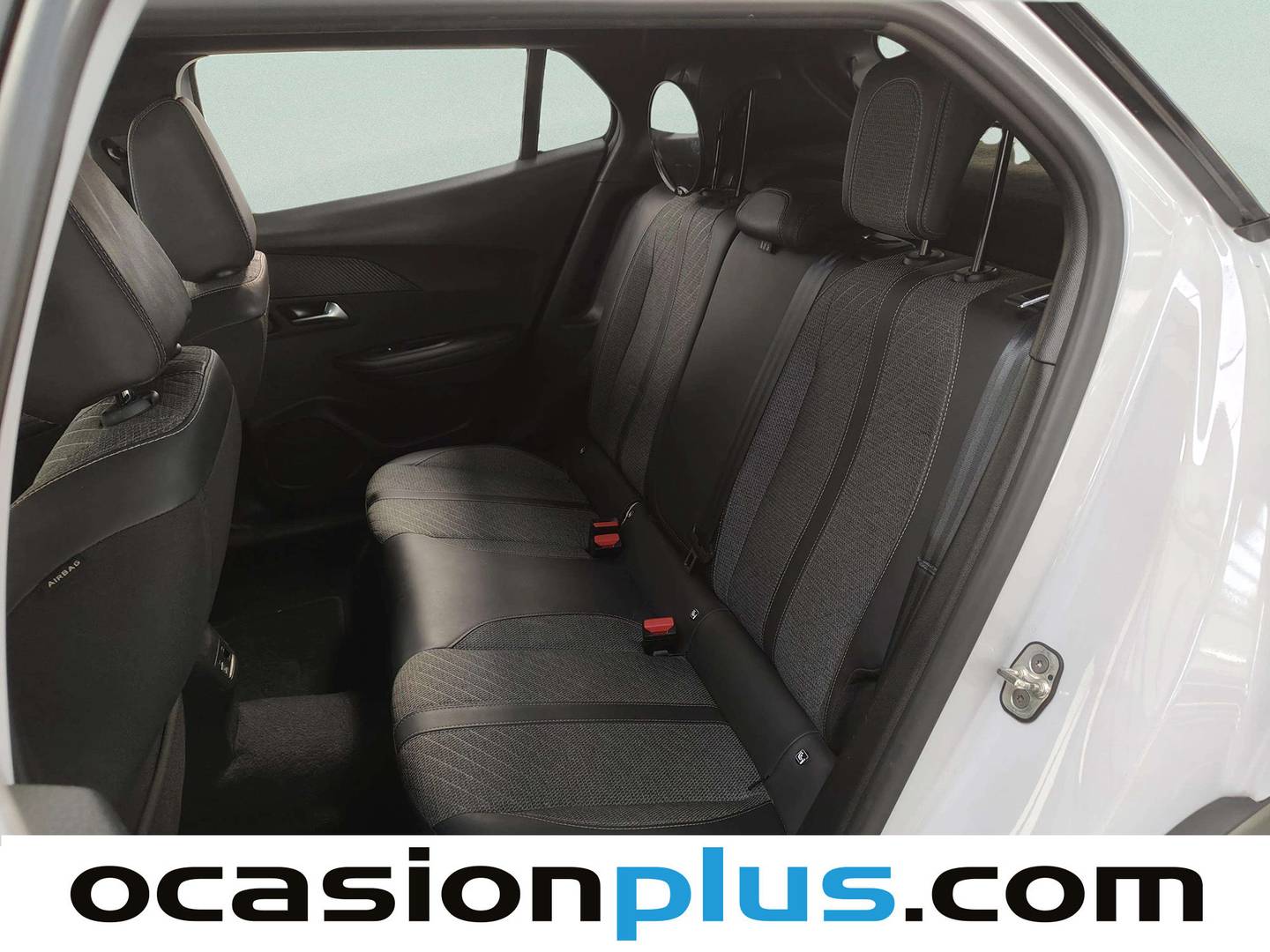 Foto asientos traseros Peugeot 2008 Peugeot 2008 PureTech 100 S&S Allure (100 CV)