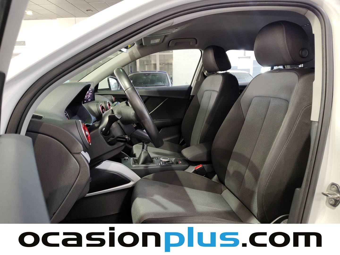 Foto asientos delanteros Audi Q2 Audi Q2 design 30 TFSI (116 CV)