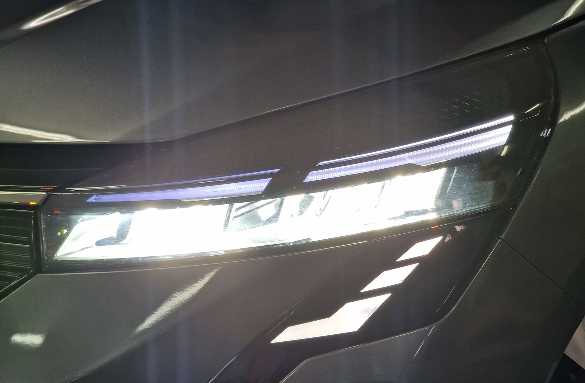 Mitsubishi Colt 100T Kaiteki - foto 13