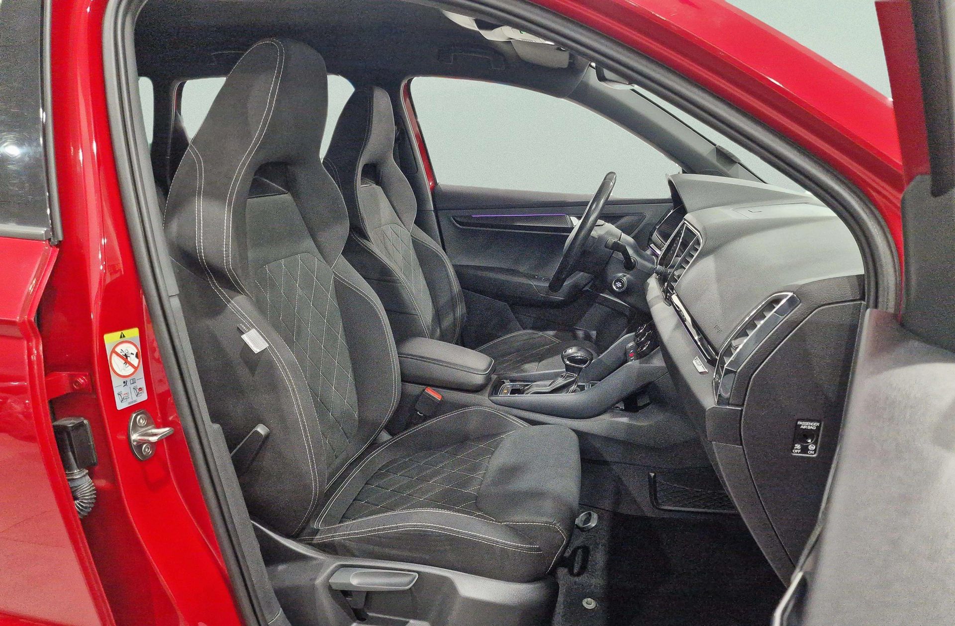 Škoda Karoq 1.5 TSI ACT Sportline DSG - foto 20