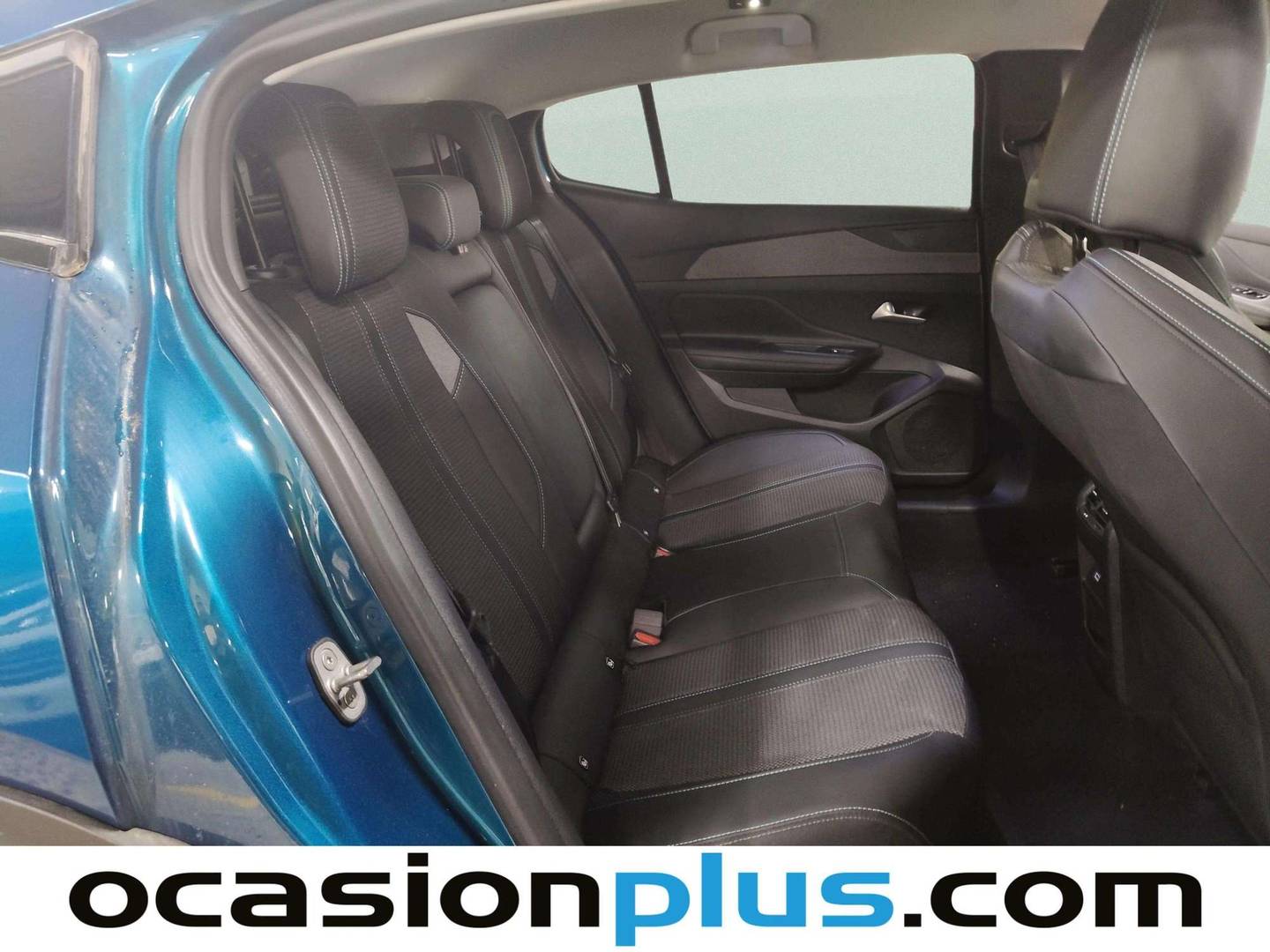 Peugeot 408 Peugeot 408 Allure Hybrid 145 eDCS6 (145 CV) al mejor precio
