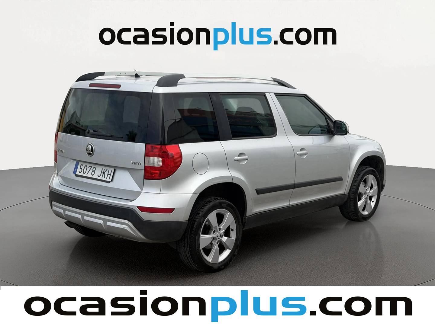 Foto trasera Skoda Yeti Skoda Yeti Outdoor 1.2 TSI Ambition (105 CV) derecha
