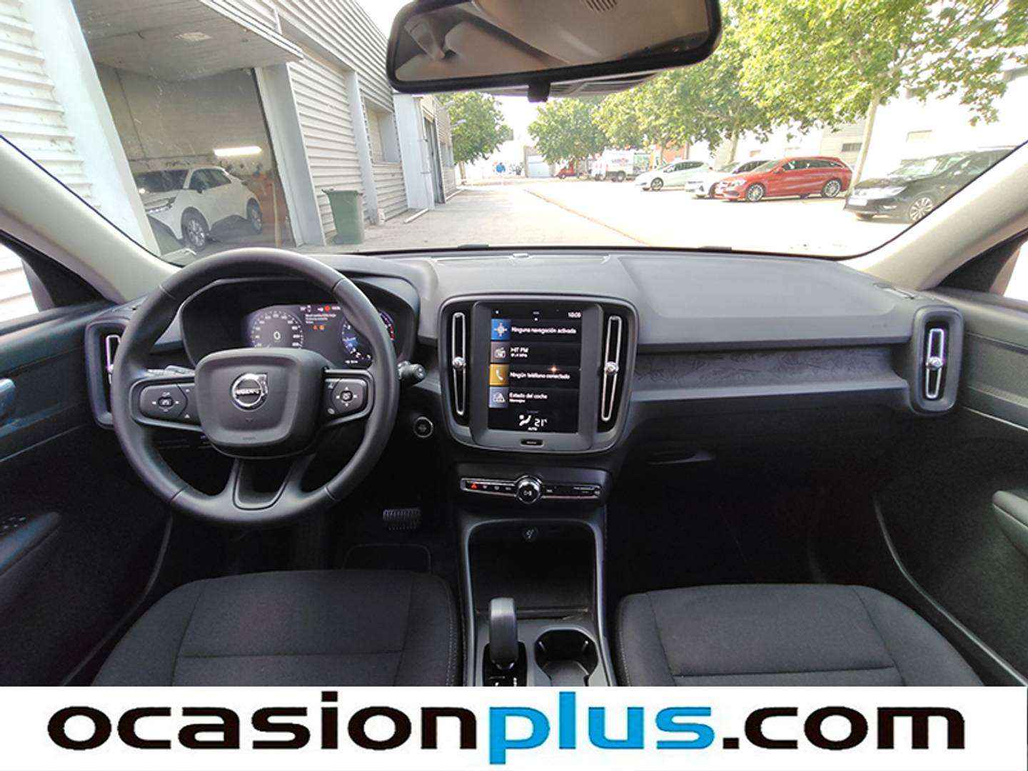 Foto Volvo XC40 Volvo XC40 T2 Essential Auto (129 CV)