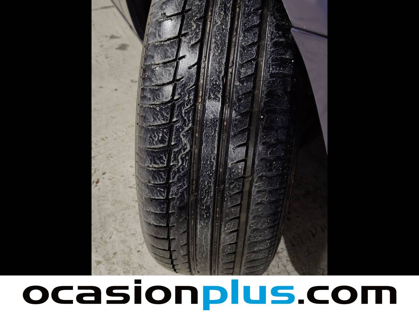 Foto Ford Mondeo Ford Mondeo 2.0 TDdi Sedan Ghia  (115 CV)