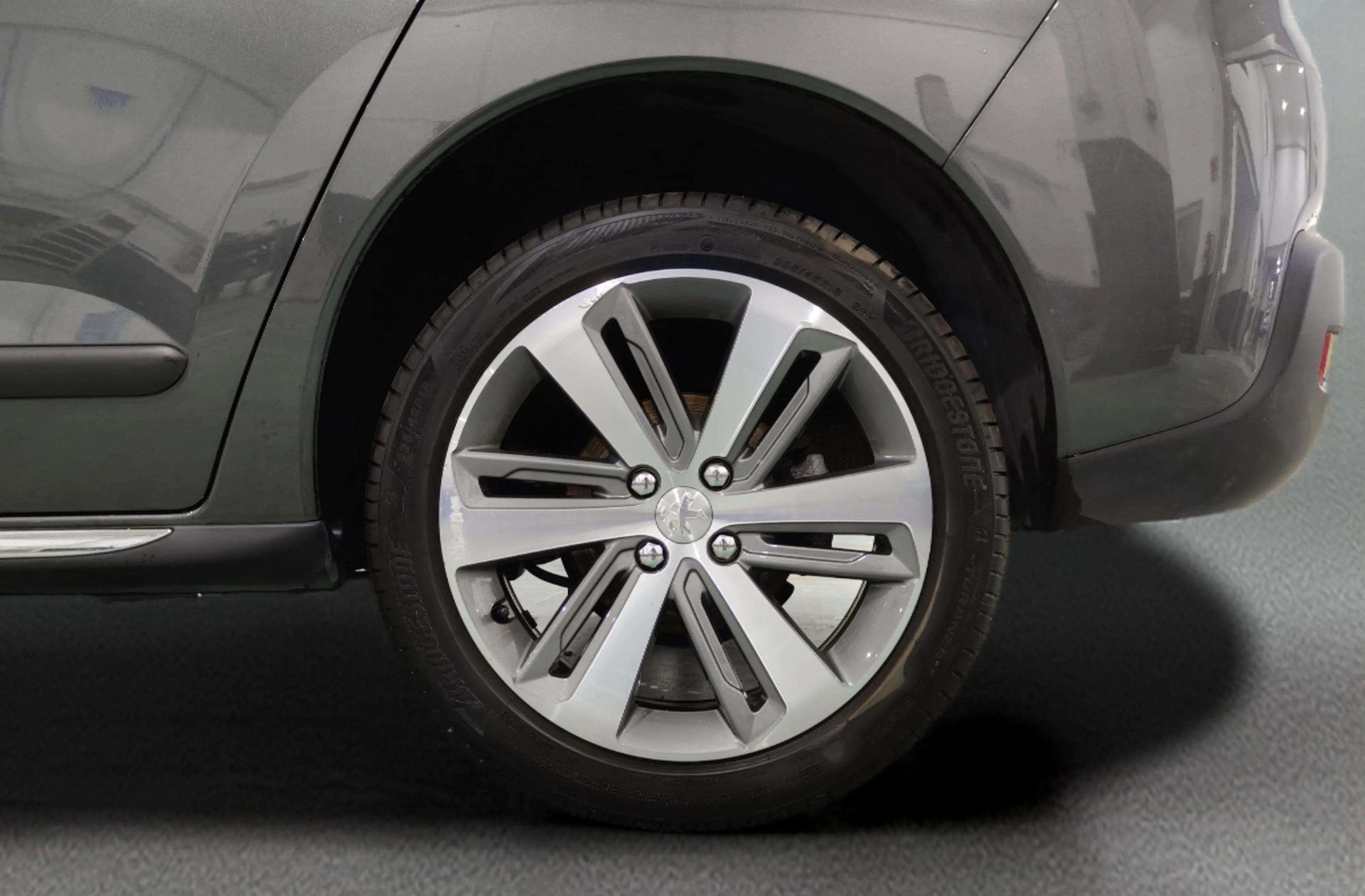 Peugeot 3008 1.2 PureTech Allure - foto 30
