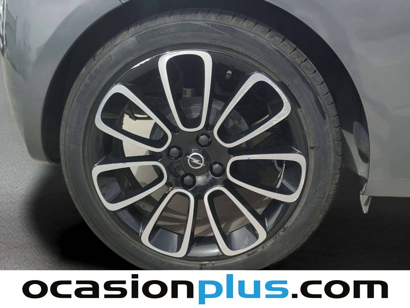 Opel Adam Opel Adam 1.4 XEL Rocks (87 CV) seminuevo